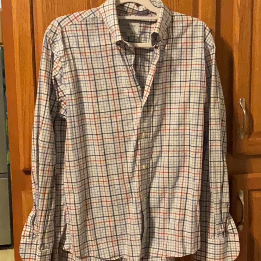 Gently used men’s ledbury button down long sleeved dress shirt size xl